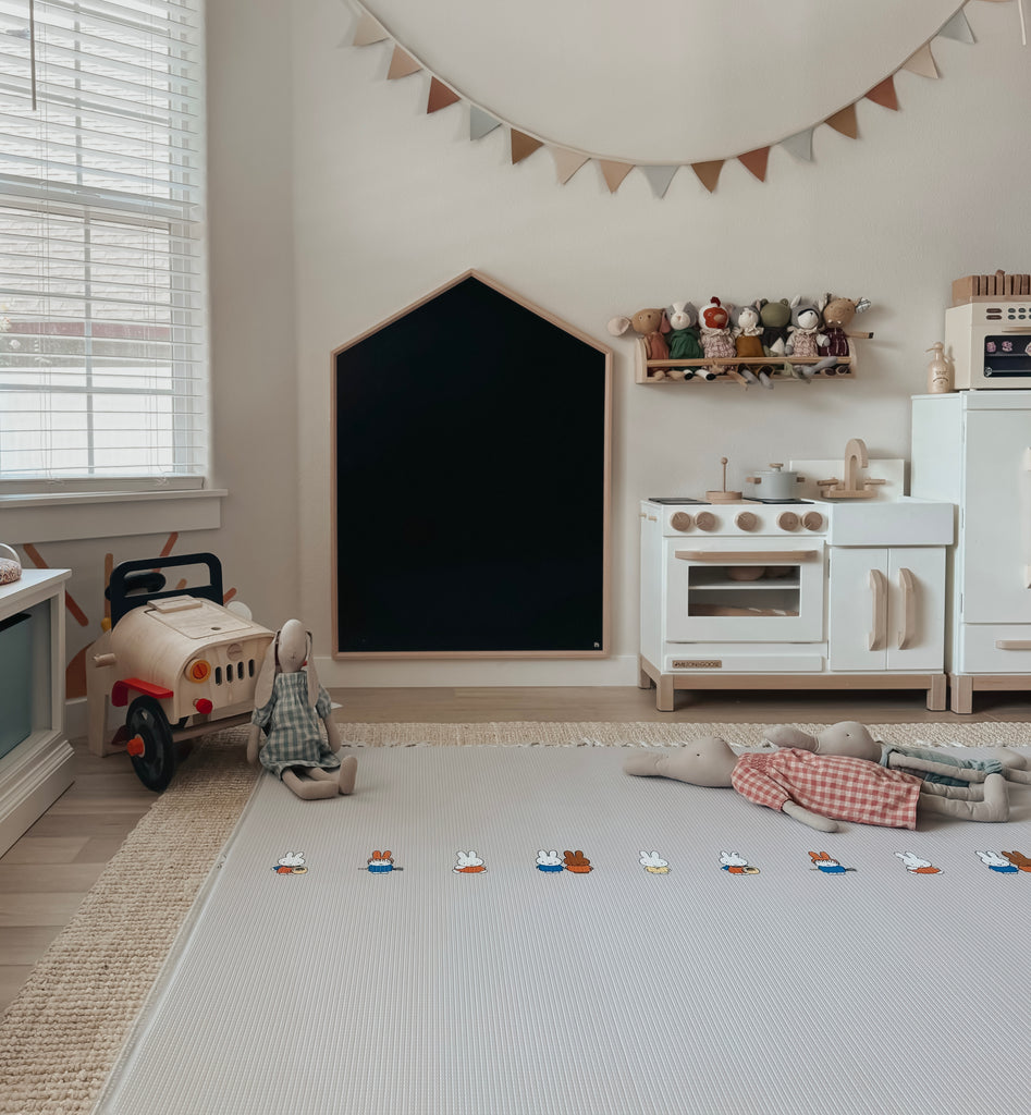 Miffy X Little Bot Baby Play Mat (Ofie mat, Miffy and friends)