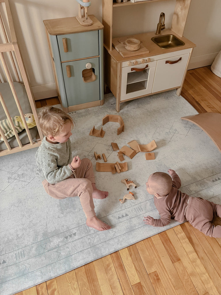 Little Bot Baby Play Mat (Ofie mat, oracle + zen line)