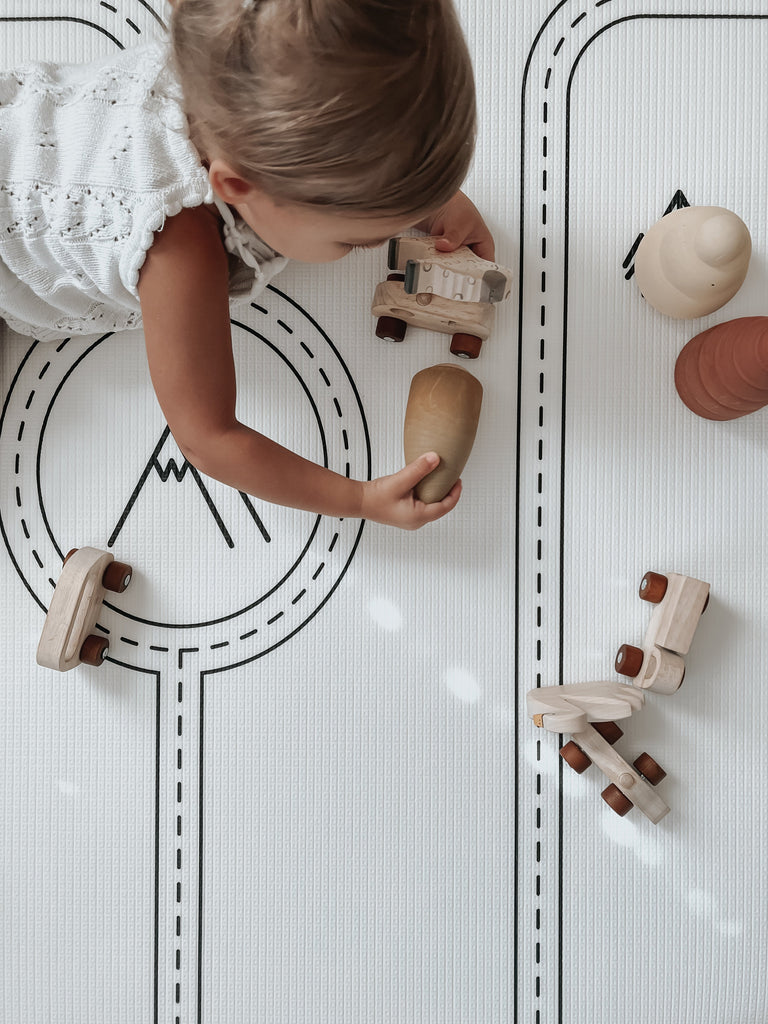 World of Eric Carle X Little Bot Baby Play Mat (Ofie mat, Caterpillar Life + Country Road Nordic)
