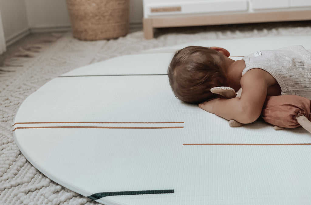 Little Bot Baby Play Mat (Ofie round mat, zen line + eze)